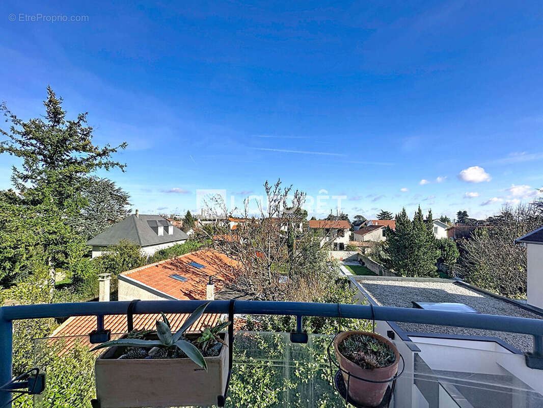 Appartement à CALUIRE-ET-CUIRE