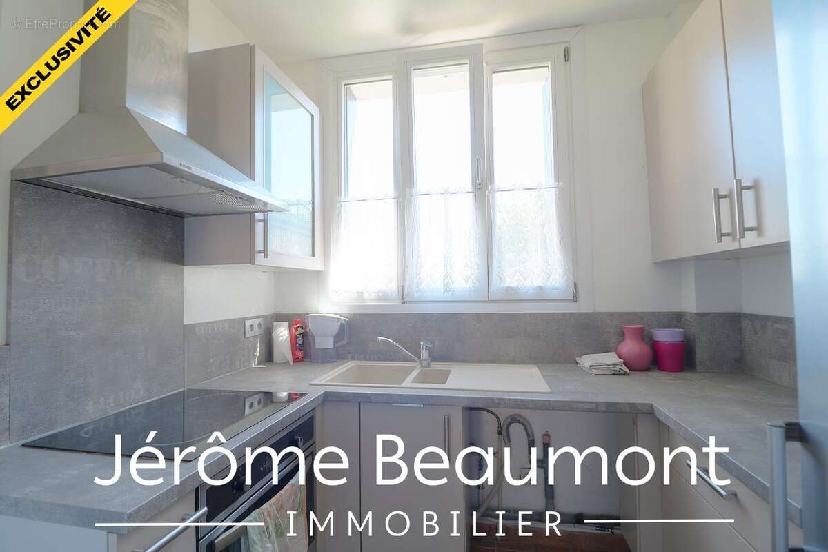 Appartement à LE MESNIL-AUBRY