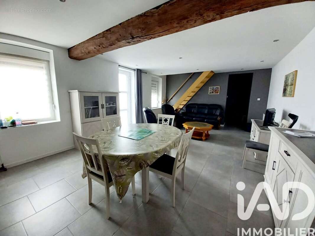 Photo 3 - Maison à FERRIERE-LA-GRANDE