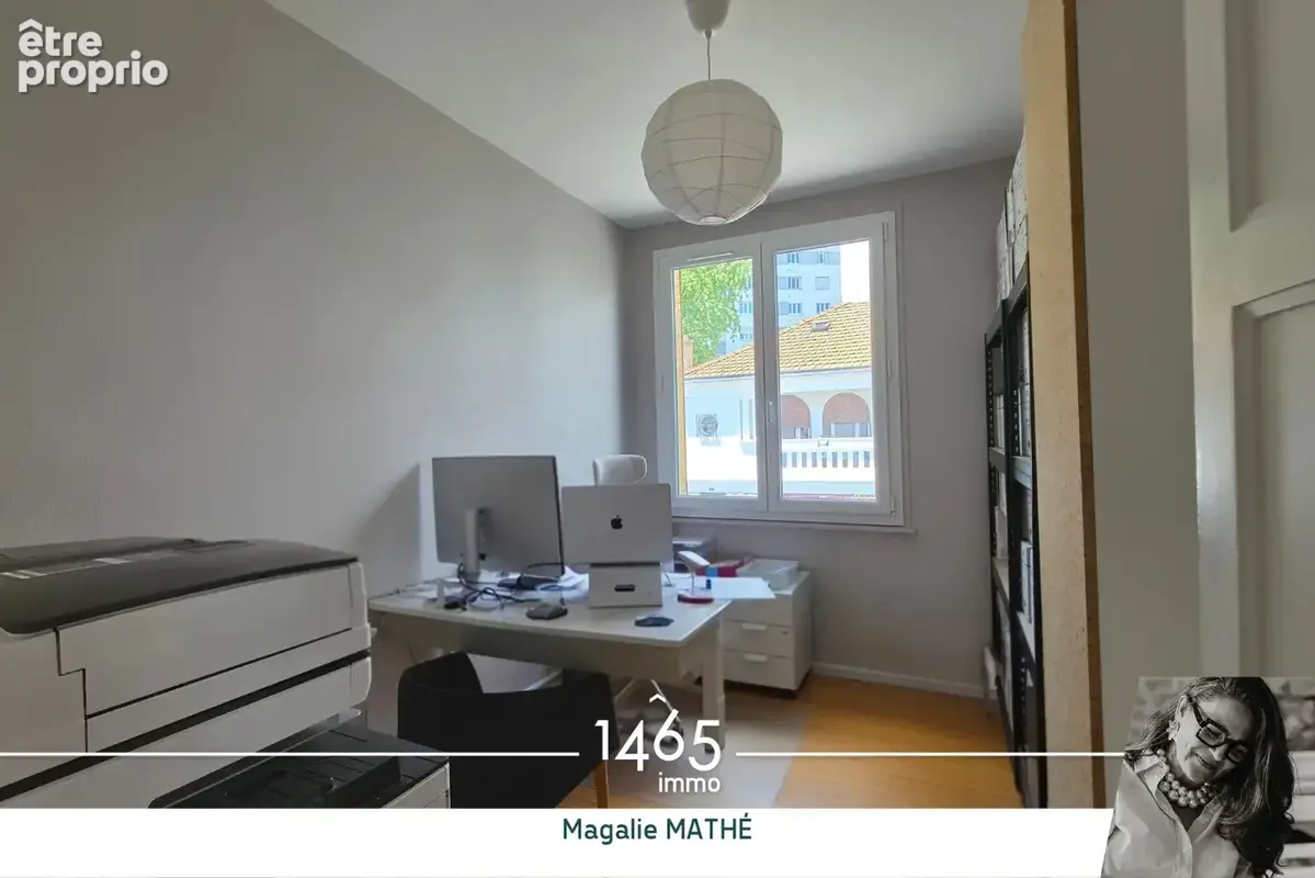 Les Salins : Immeuble de rapport d'environ 115m2 et extérieur - photo 3