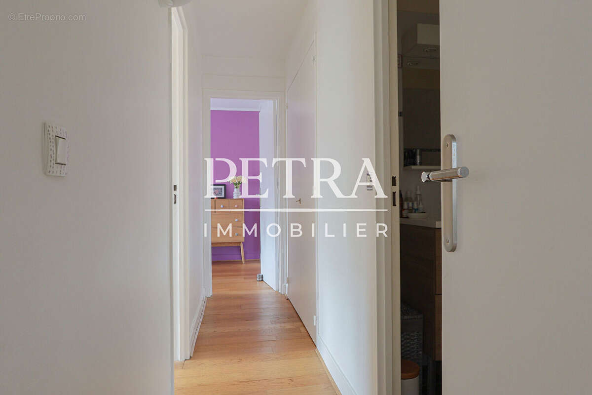 Appartement à L'HAY-LES-ROSES