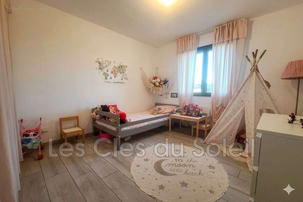Maison à CUERS