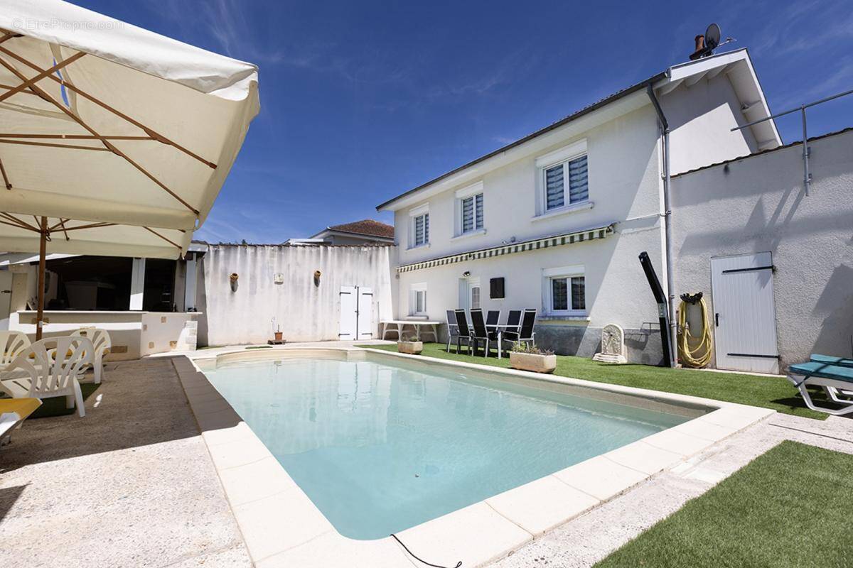 Maison à CAPDENAC-GARE