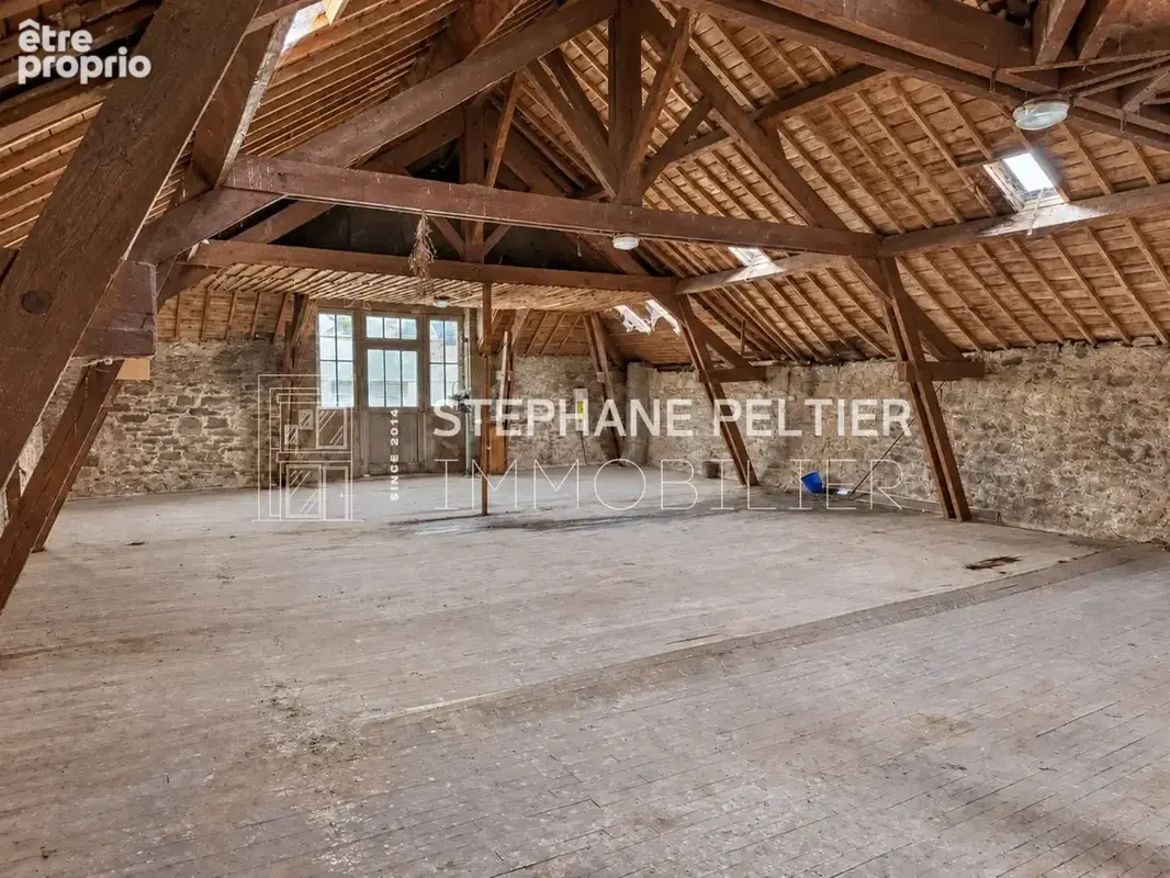 Commerce 458 m² à vendre à Vannes (56000) - photo 1