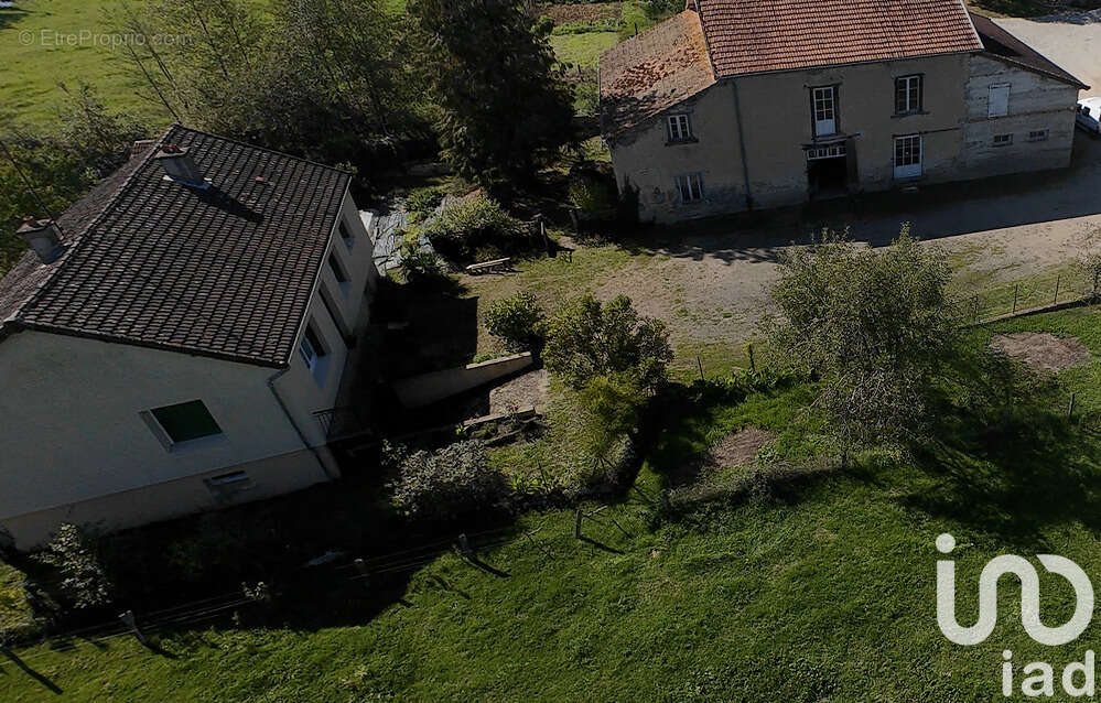 Photo 2 - Maison à SAINT-LEGER-SUR-VOUZANCE