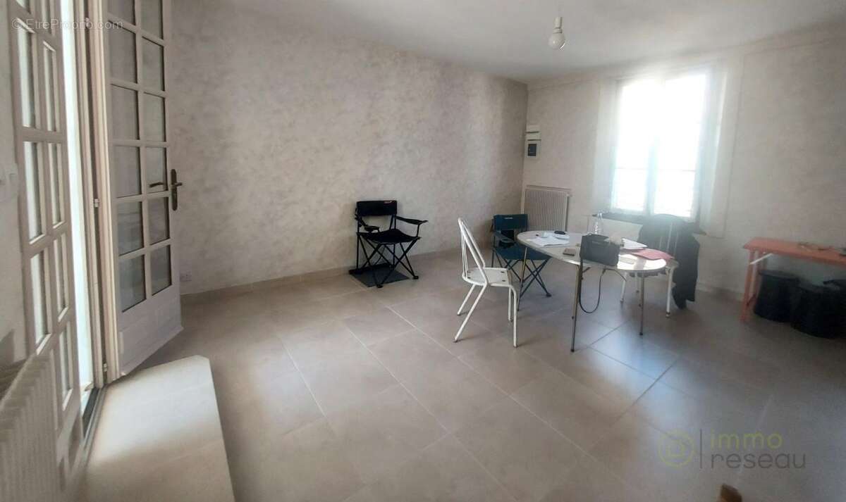 Maison à NOAILLES
