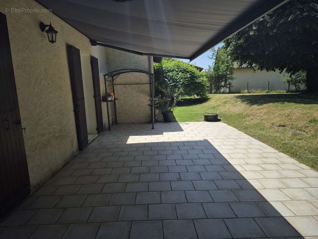 20260528144322 - Maison à CHAMPS-ROMAIN