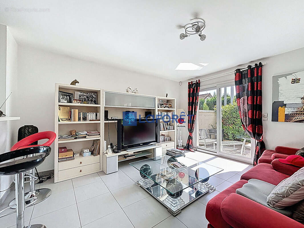 Maison à SAVIGNY-SUR-ORGE