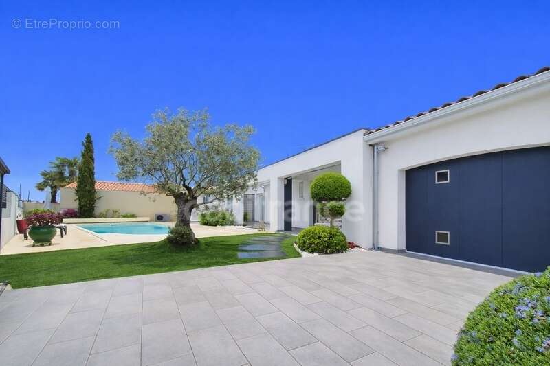 Maison à SAINT-GEORGES-DE-DIDONNE