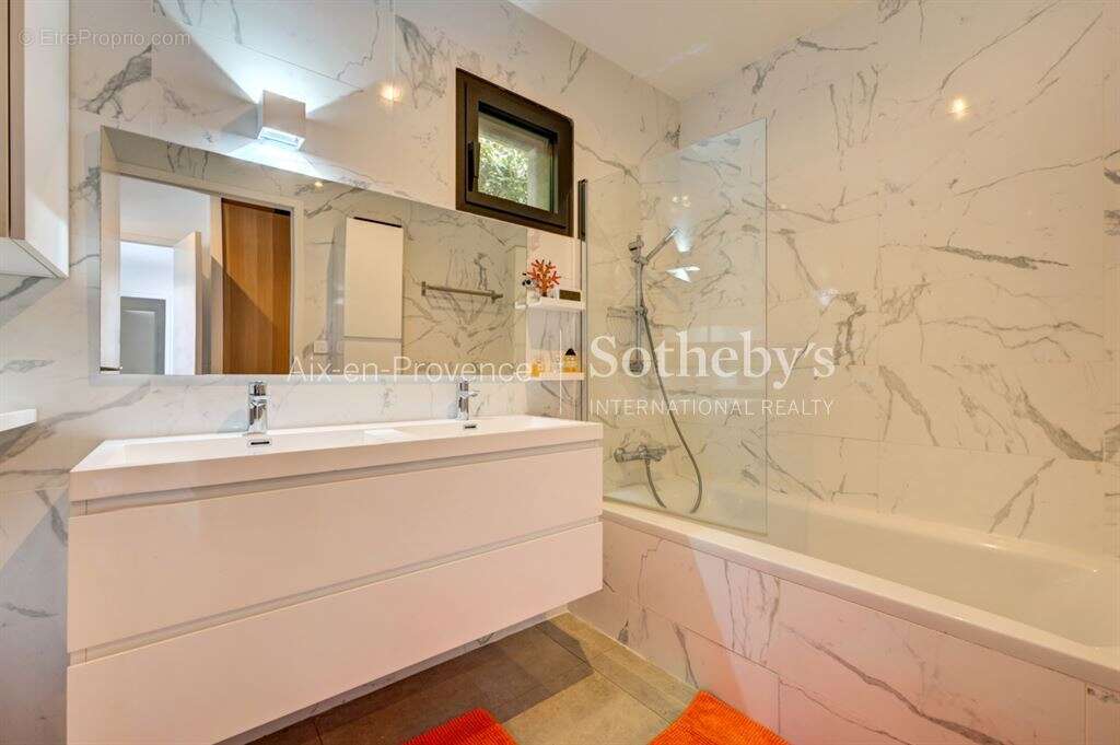 Maison à AIX-EN-PROVENCE