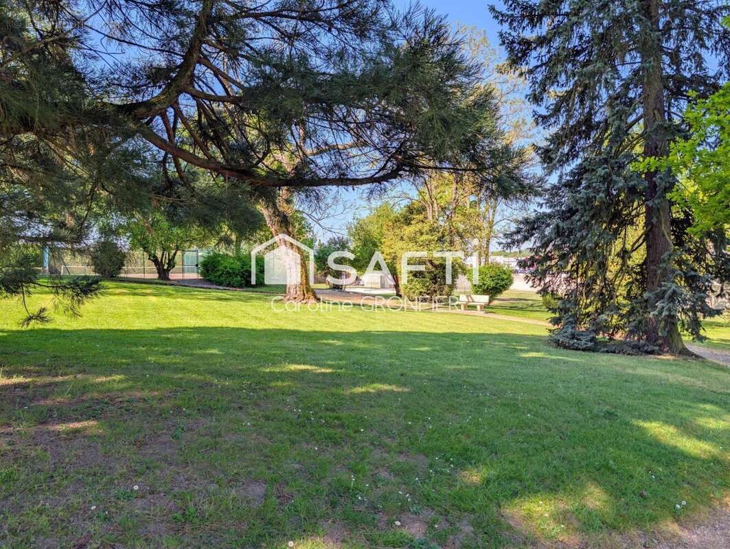 Photo 6 - Appartement à MONTCEAU-LES-MINES