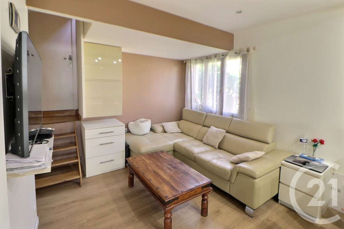 Maison 50 m² à Aulnay-Sous-Bois  - photo 2