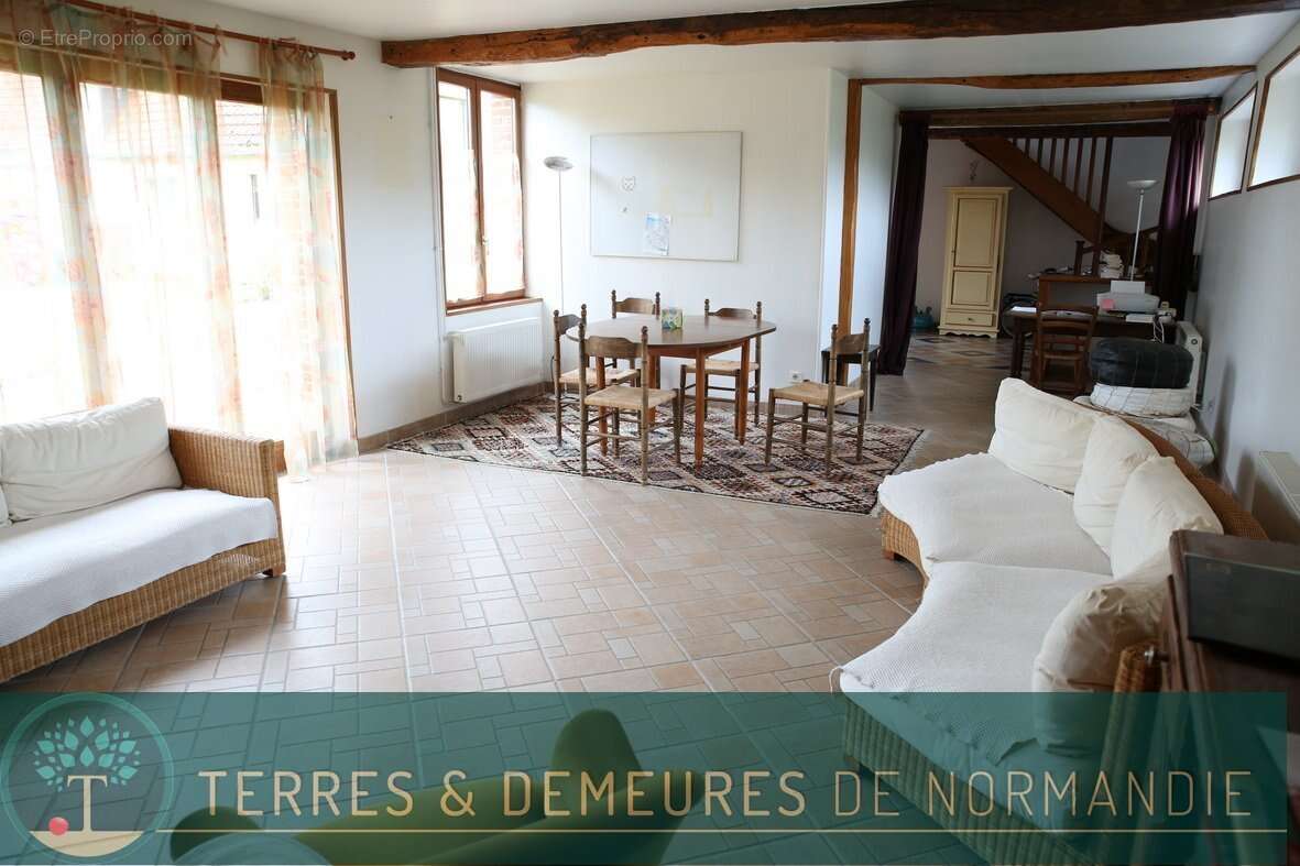 Maison à GUILMECOURT