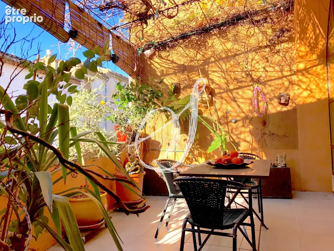 Appartement bourgeois avec terrasse & garage au coeur de Pignan - photo 4