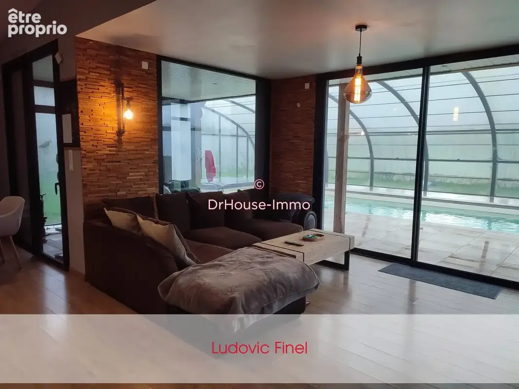 Maison 129 m² à Gouville-Sur-Mer  - photo 3