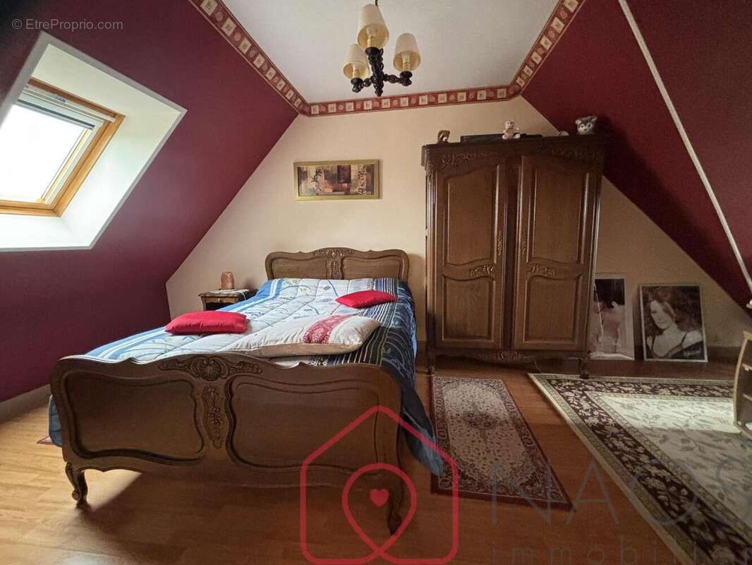 Maison à SAINT-PIERRE-EN-VAL