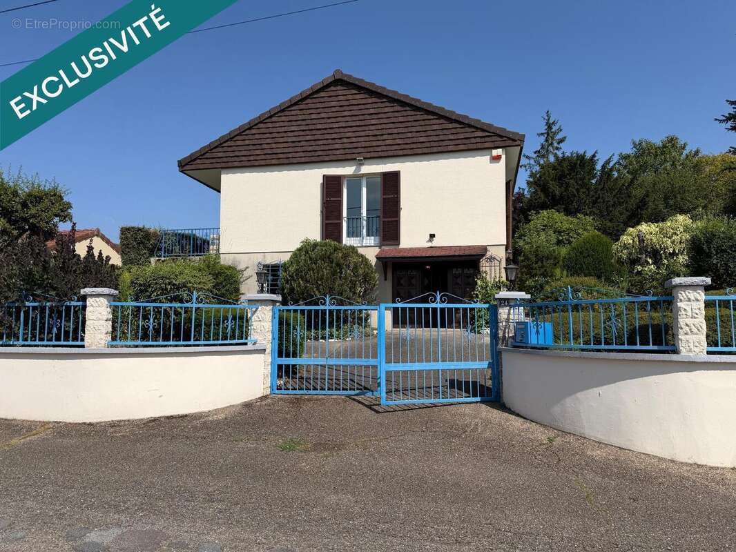 Maison 181 m² à Verdun  - photo 2
