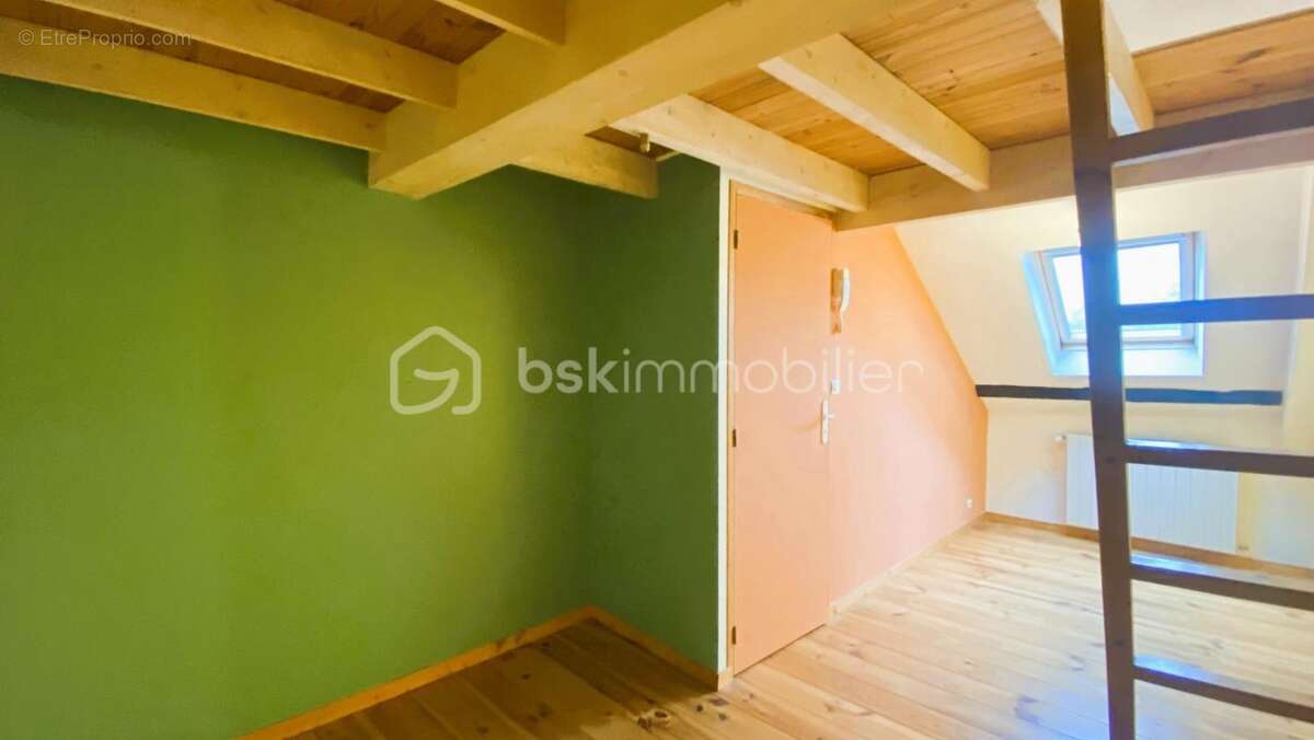 NANTES - Quartier St Jacques : Maison d'env. 200m², 4 chambres, garage et jardin - photo 14