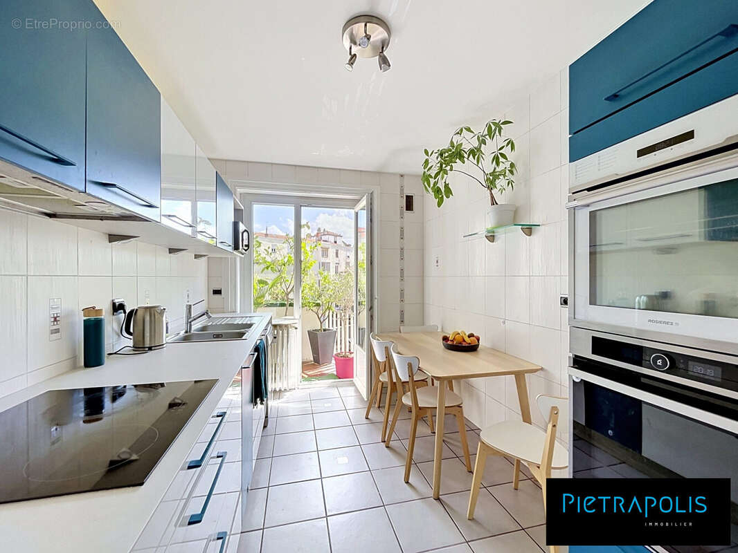Appartement à LYON-7E