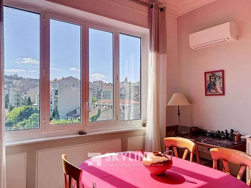 Appartement à MARSEILLE-8E