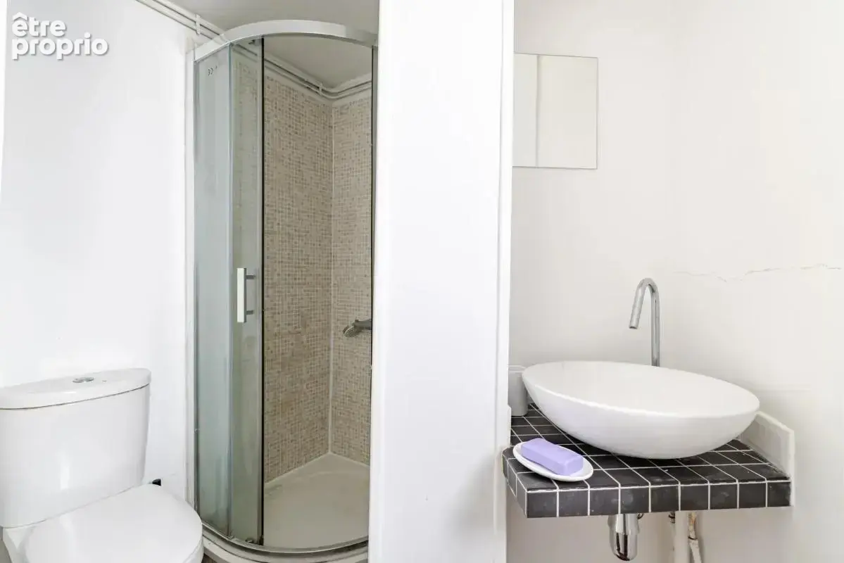 Appartement de 2 pièces de 28 m² à Paris - photo 8