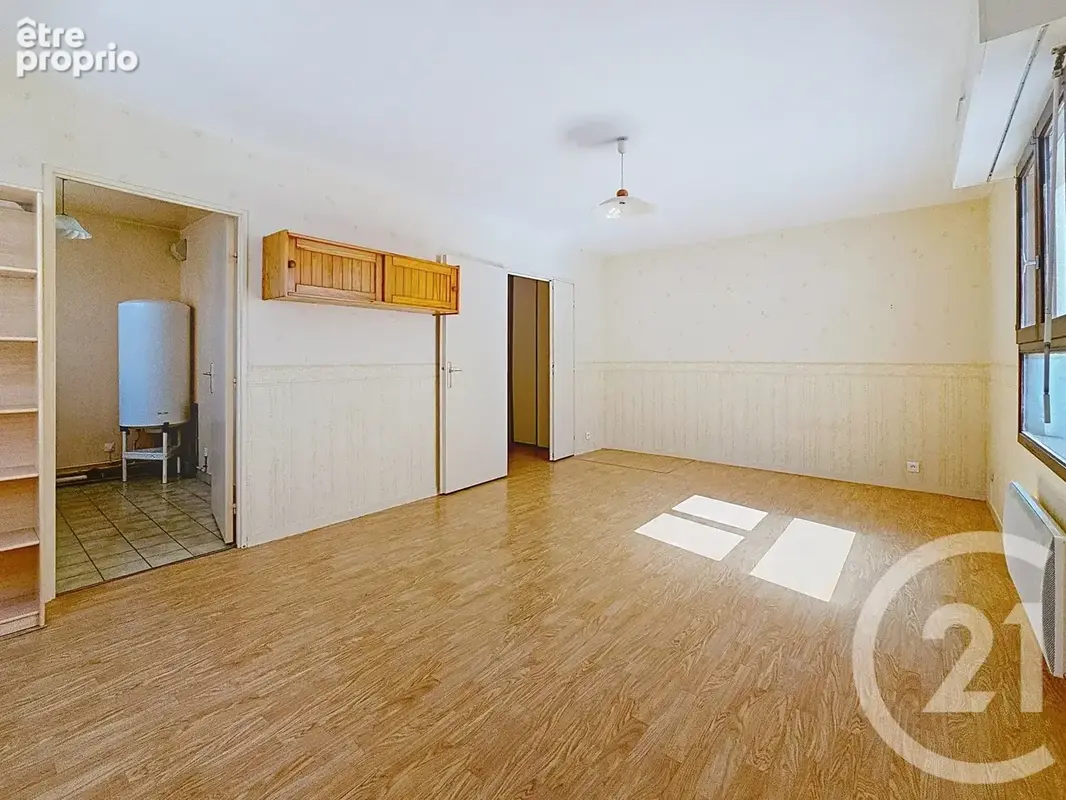 Appartement 1 pièce 35 m² à vendre à Provins (77160) - photo 2