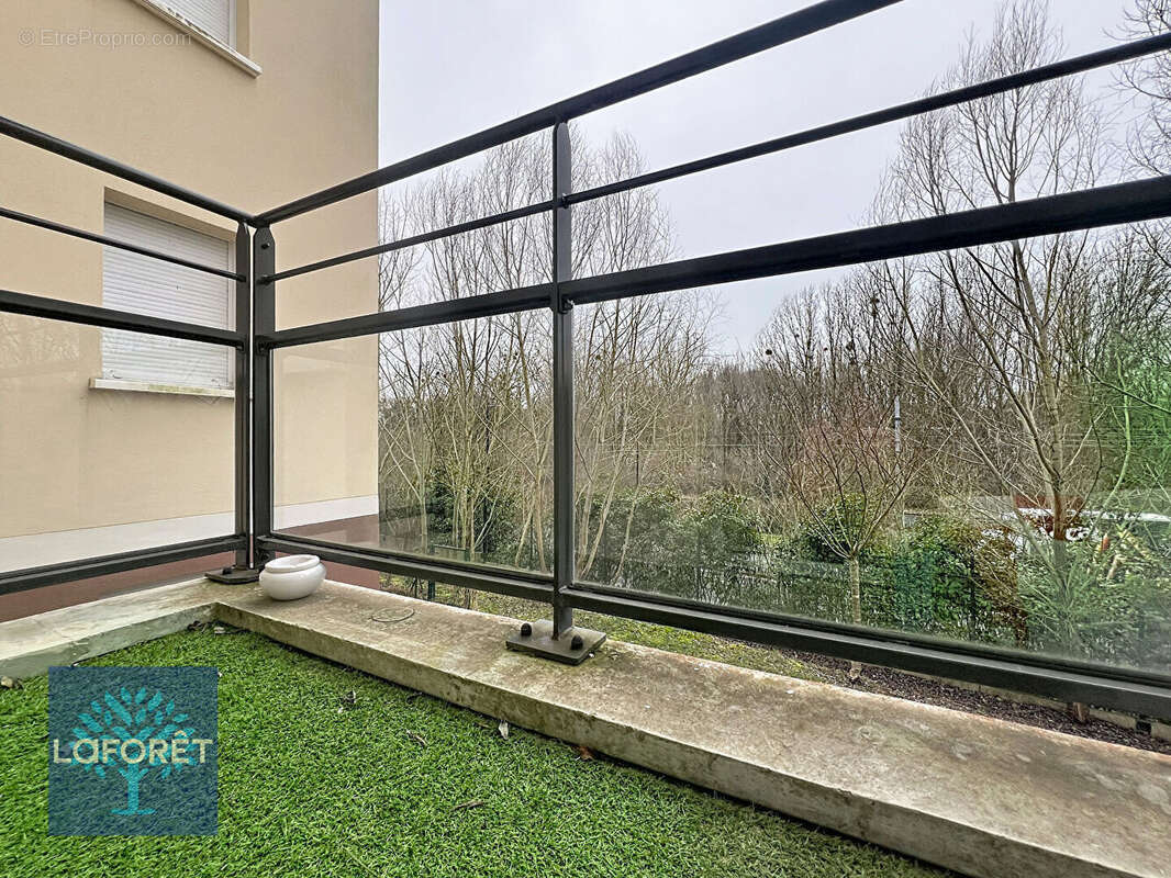 Appartement à MENNECY