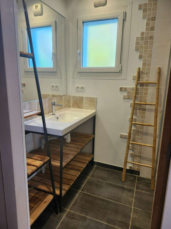 Maison à MONT-SOUS-VAUDREY