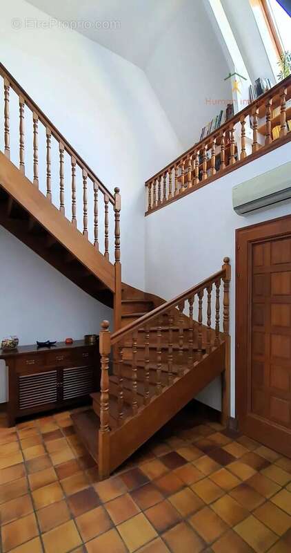 Maison à VERRIERES-LE-BUISSON