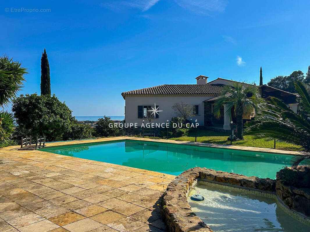 Maison à FREJUS
