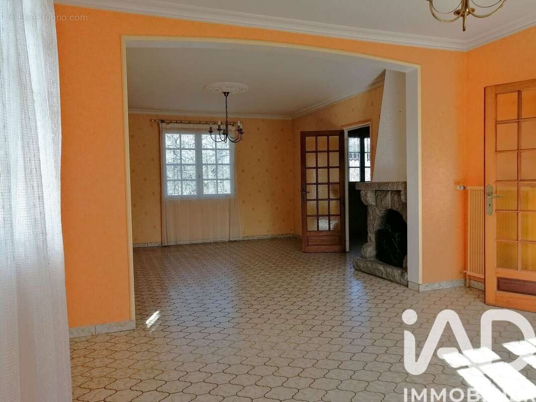 Photo 2 - Maison à CHAILLAND