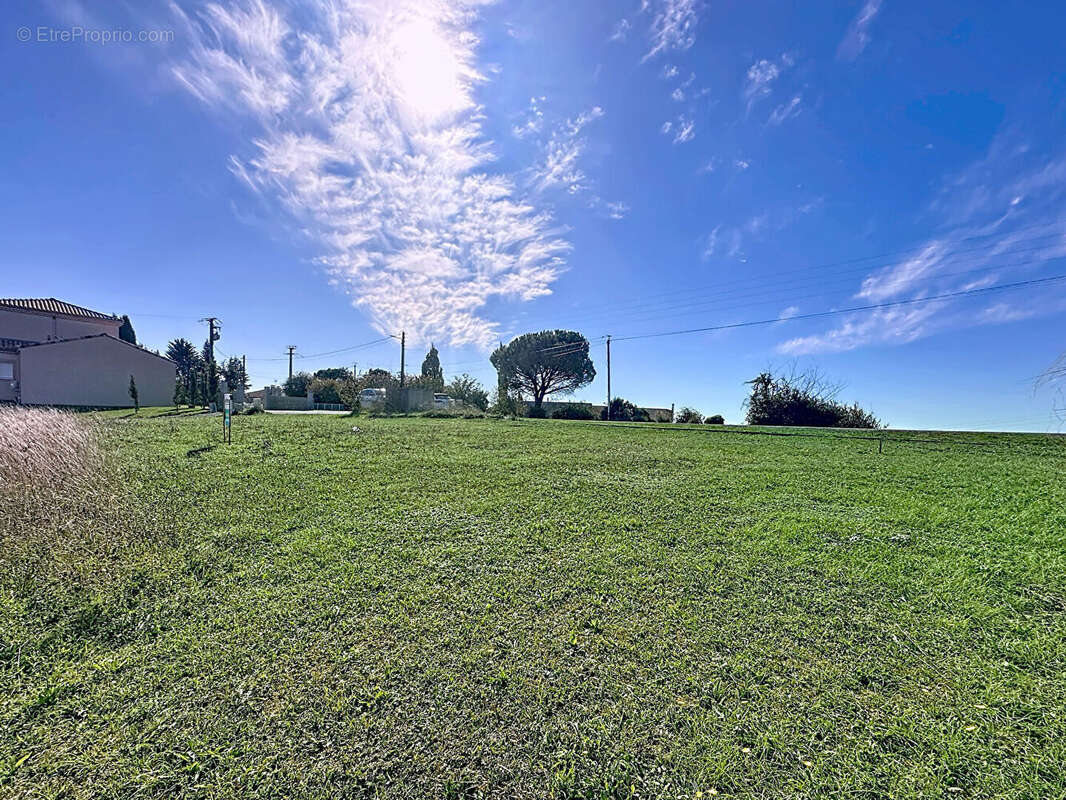 Terrain à AUCH