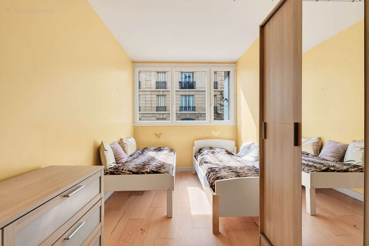Appartement Paris 3 pièce(s) 66 m2 - photo 5