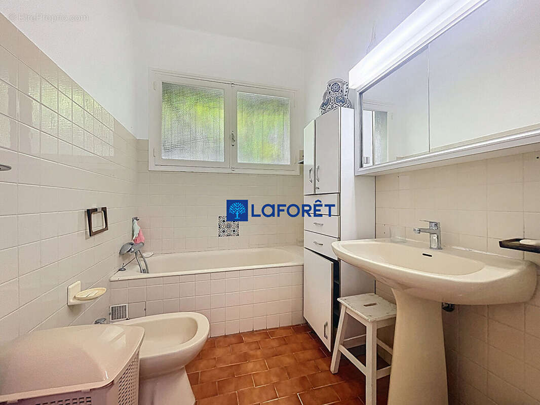 Maison à CARQUEIRANNE