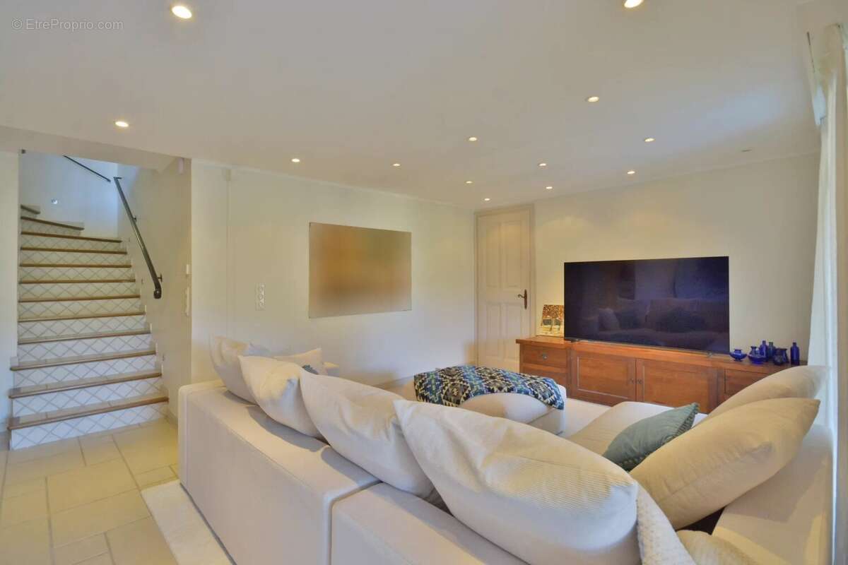 Maison à PEYMEINADE