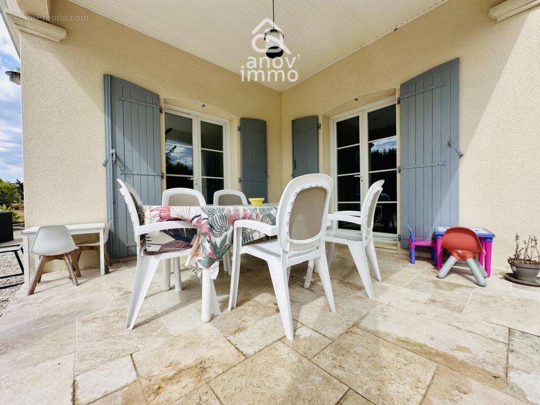 Maison de 2007- plain-pied 154 m2   4 chambres   Piscine   D - photo 20