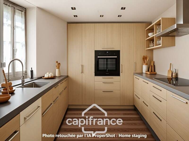 Maison à SAINT-ROMAIN-LE-NOBLE