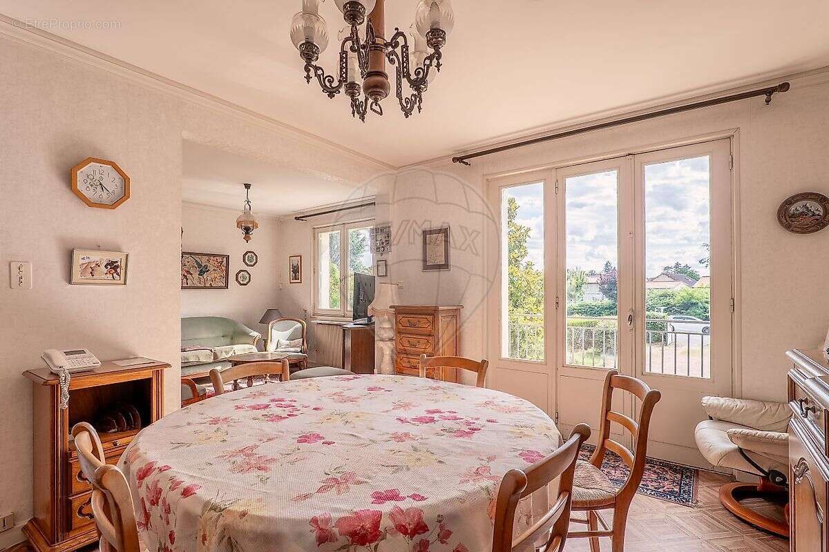 Maison à LAPALISSE