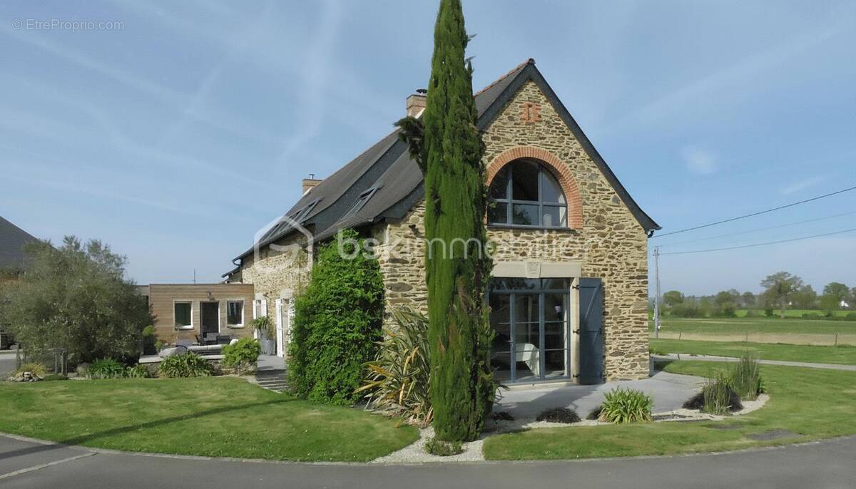 Maison à CORNILLE