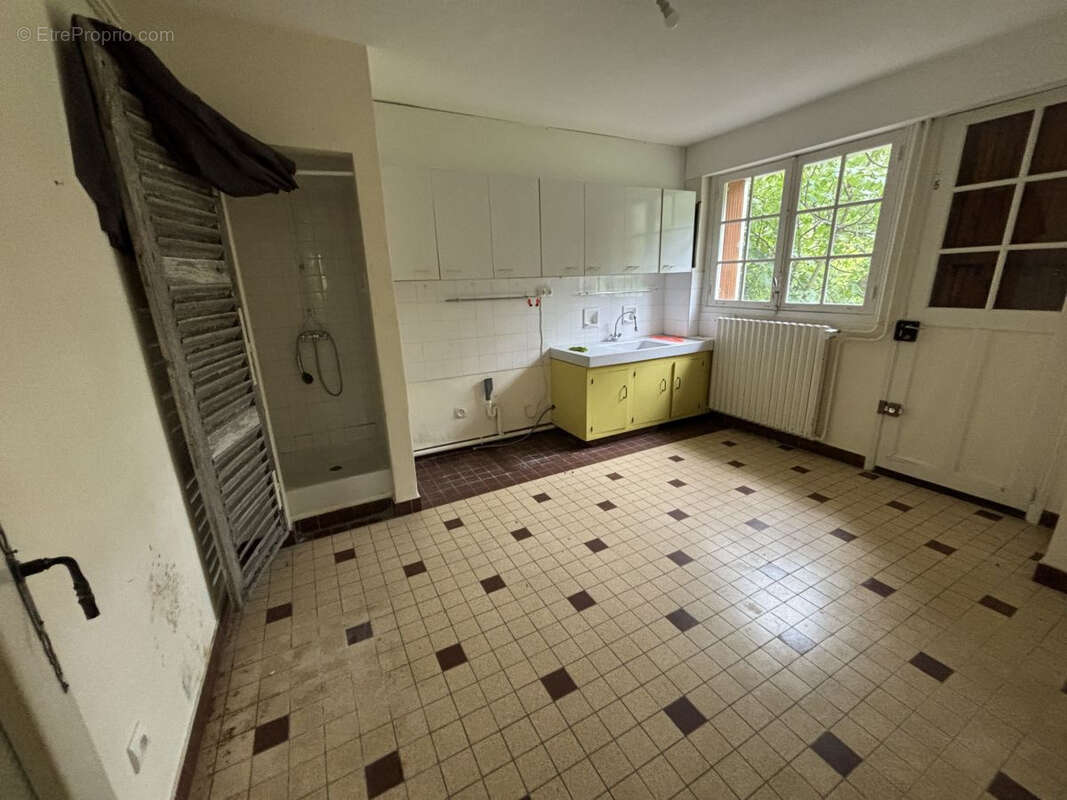 Maison à BELLERIVE-SUR-ALLIER