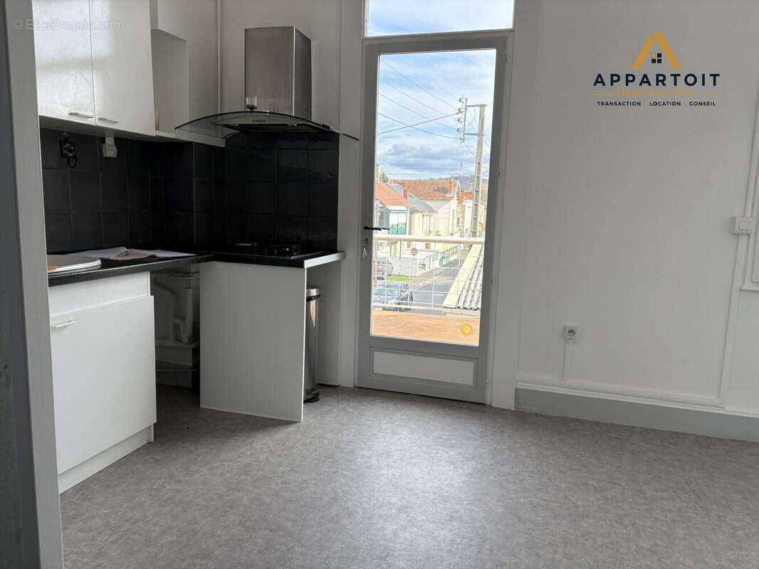 Appartement à BELLERIVE-SUR-ALLIER