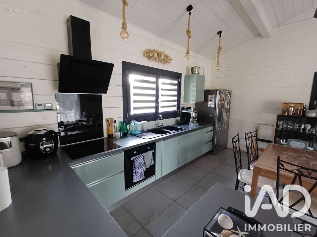 Maison 92 m² à Bourgnac  - photo 3