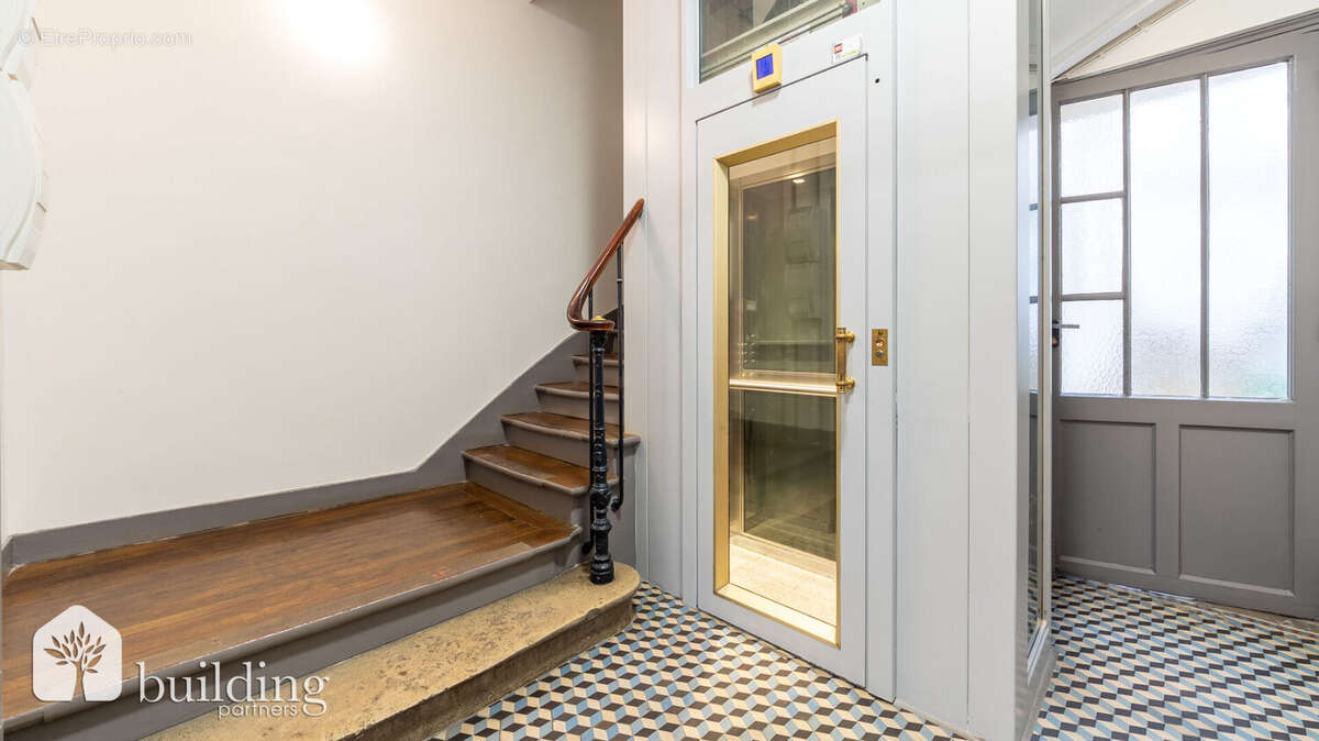 Appartement à PARIS-11E