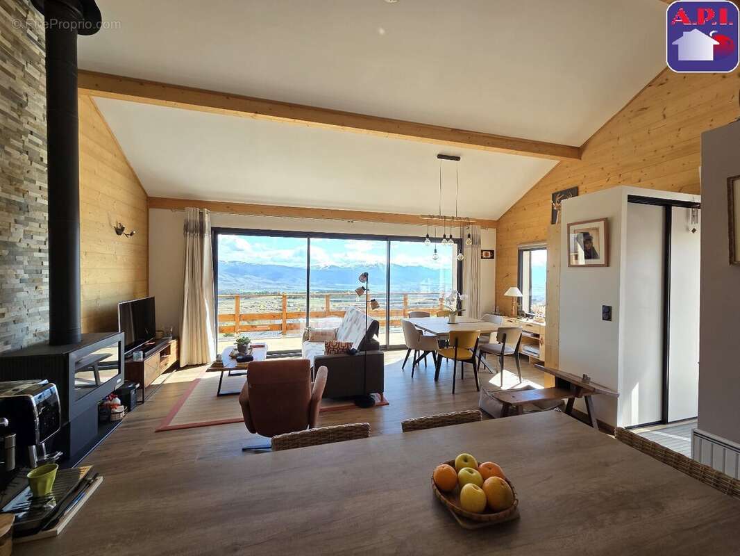 Maison à FONT-ROMEU-ODEILLO-VIA