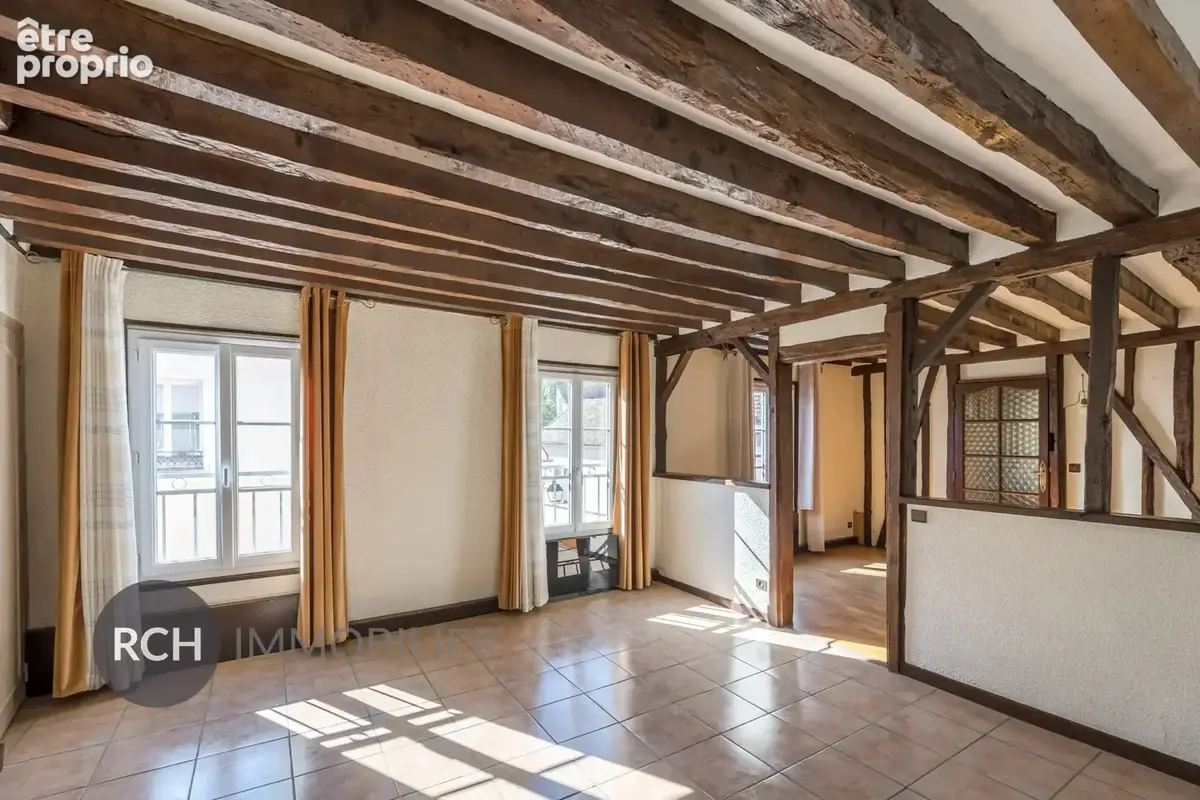 Montfort-l'Amaury - Bel appartement lumineux situé au dernier étage - photo 4