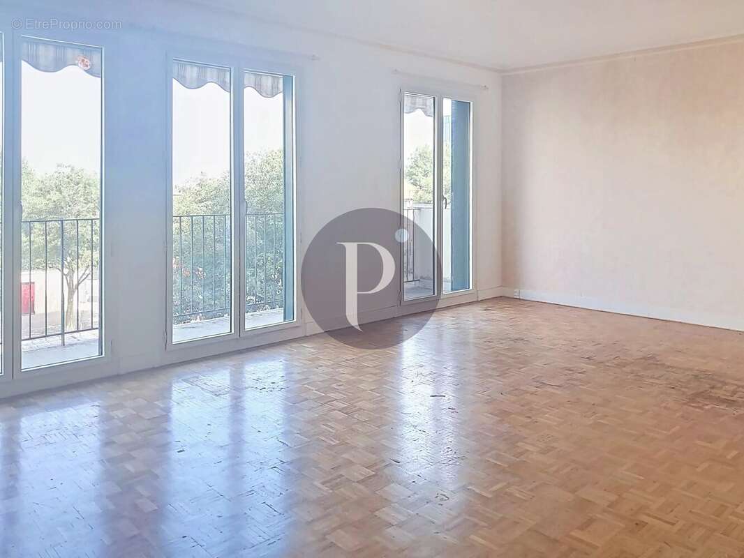 Appartement à VILLEJUIF