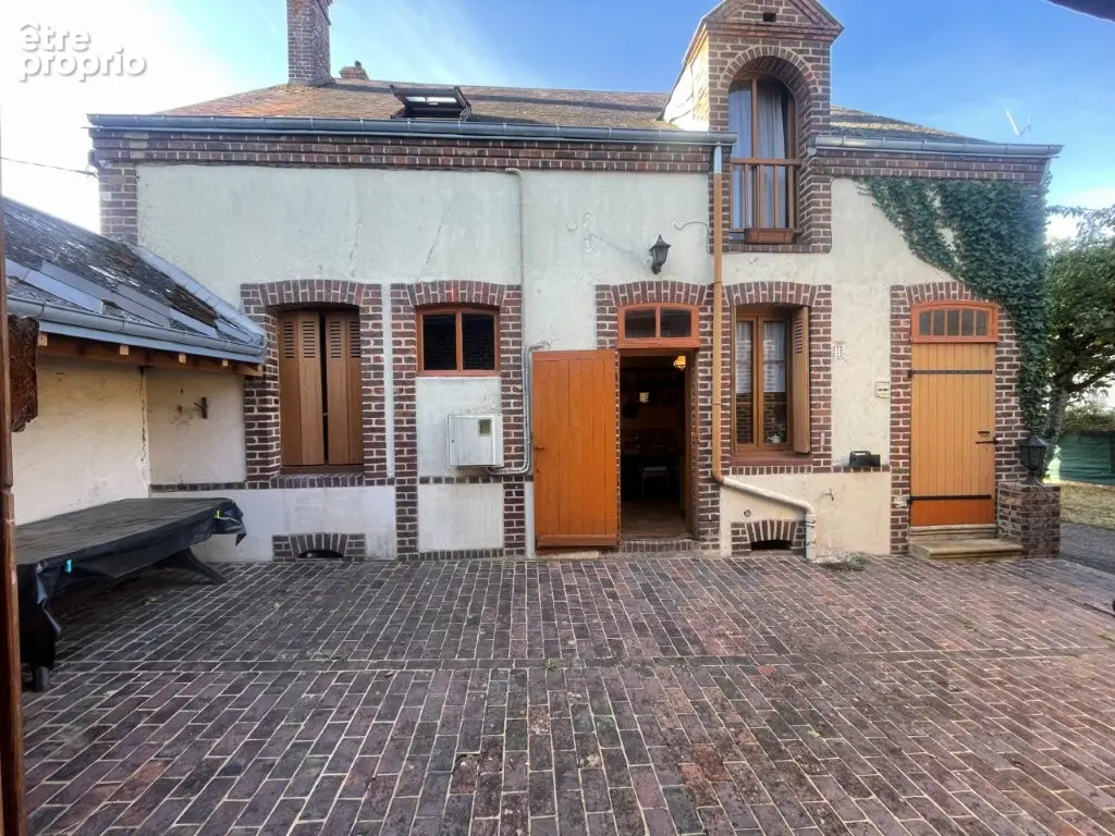 Maison de village avec jardin clos. - photo 2