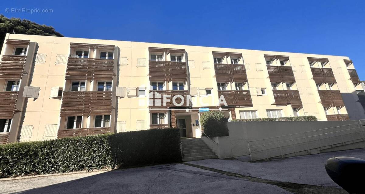 Appartement à LA LONDE-LES-MAURES