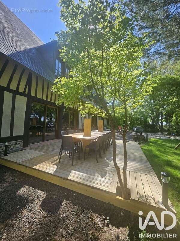 Maison 251 m² à Gonneville-Sur-Scie  - photo 2