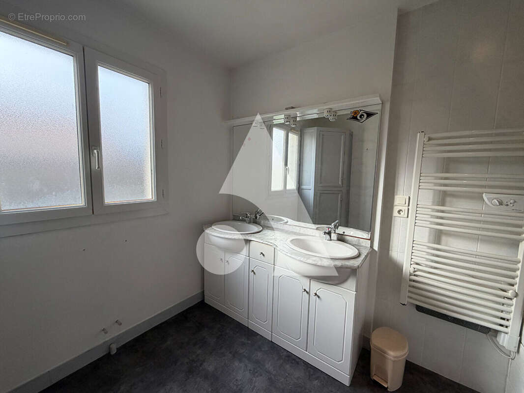 Maison à LA TREMBLADE